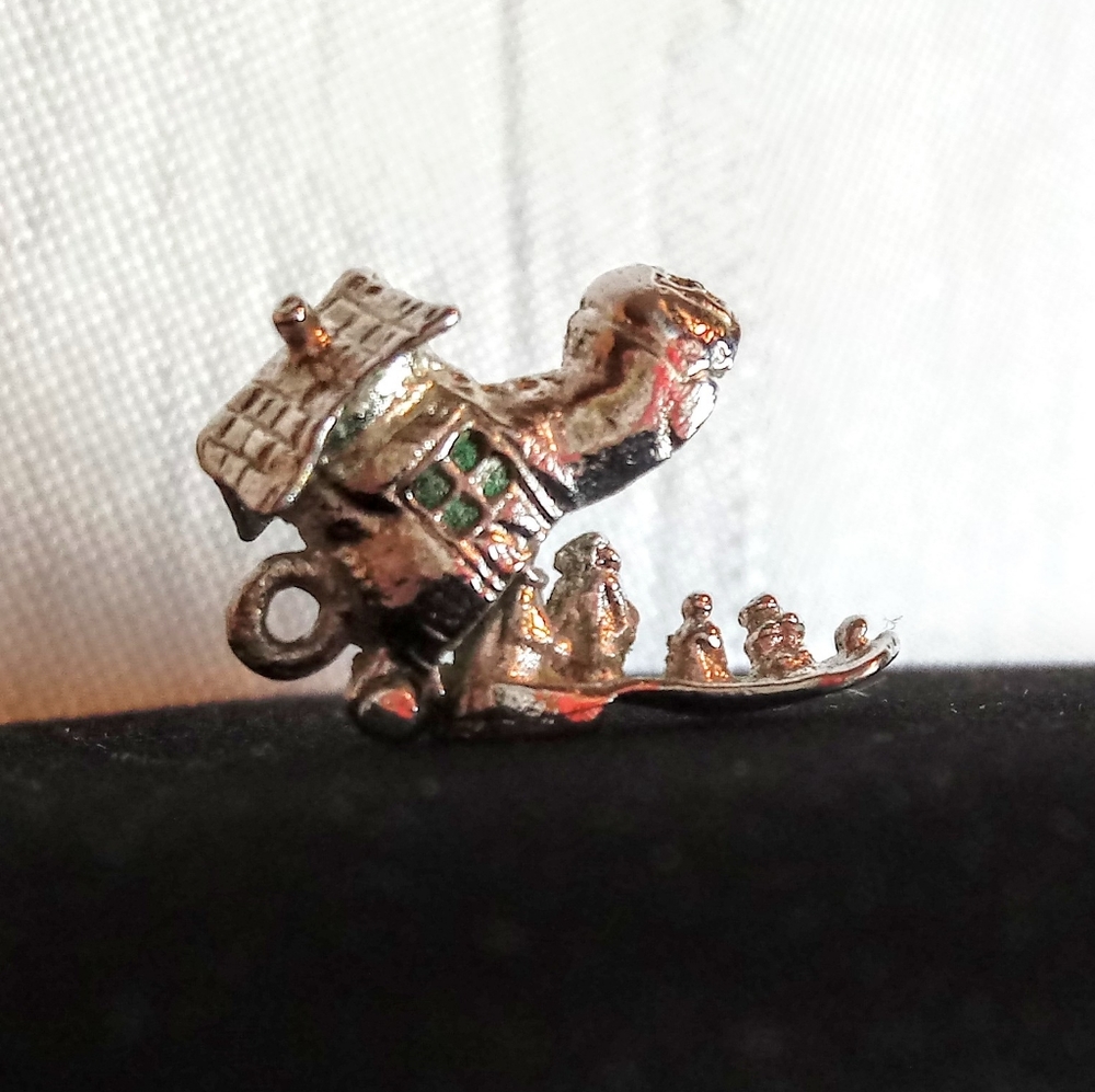 3/4" Sterling Silver Vintage Hinged Shoe Family Charm